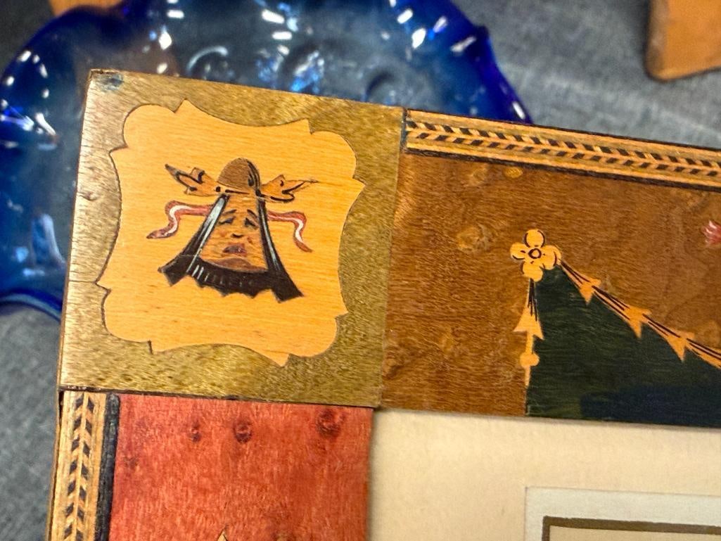 20TH CENTURY ORIGINAL MINIATURE PAINTING ON SILK OF PERCHED BIRD AND FLOWER IN INTRICATE FRAME - 4