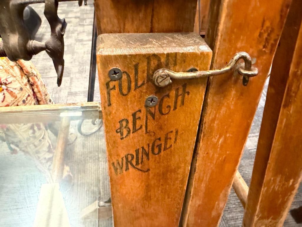 LATE 1800'S JOHN PRITZLAFF HARDWARE CO. ELDORA NO. 110 FOLDING BENCH WRINGER - 11
