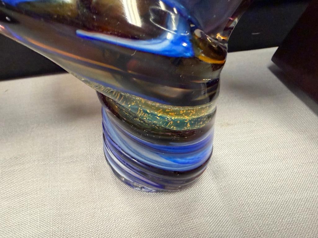 CONTEMPORARY HAND BLOWN ART GLASS SCULTPURE AND HAND BLOWN ART GLASS CYLINDRICAL VASE - 10
