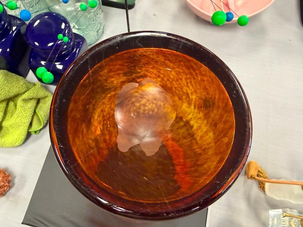 CONTEMPORARY HAND BLOWN ART GLASS SCULTPURE AND HAND BLOWN ART GLASS CYLINDRICAL VASE - 6