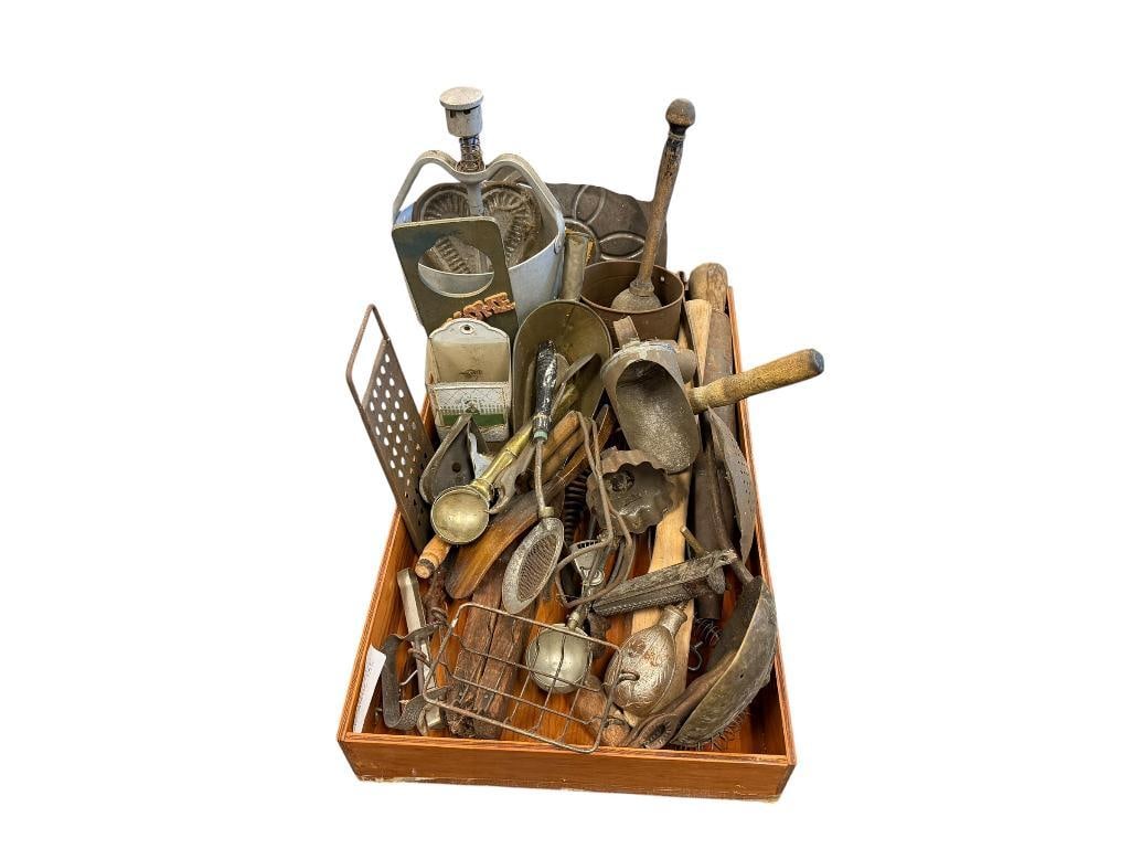 ANTIQUE AND PRIMTIVE KITCHEN UTENSILS AND GADGETS LADDLES, GRATER, SIFTER, SCOOPS, ETC (1 of 5)