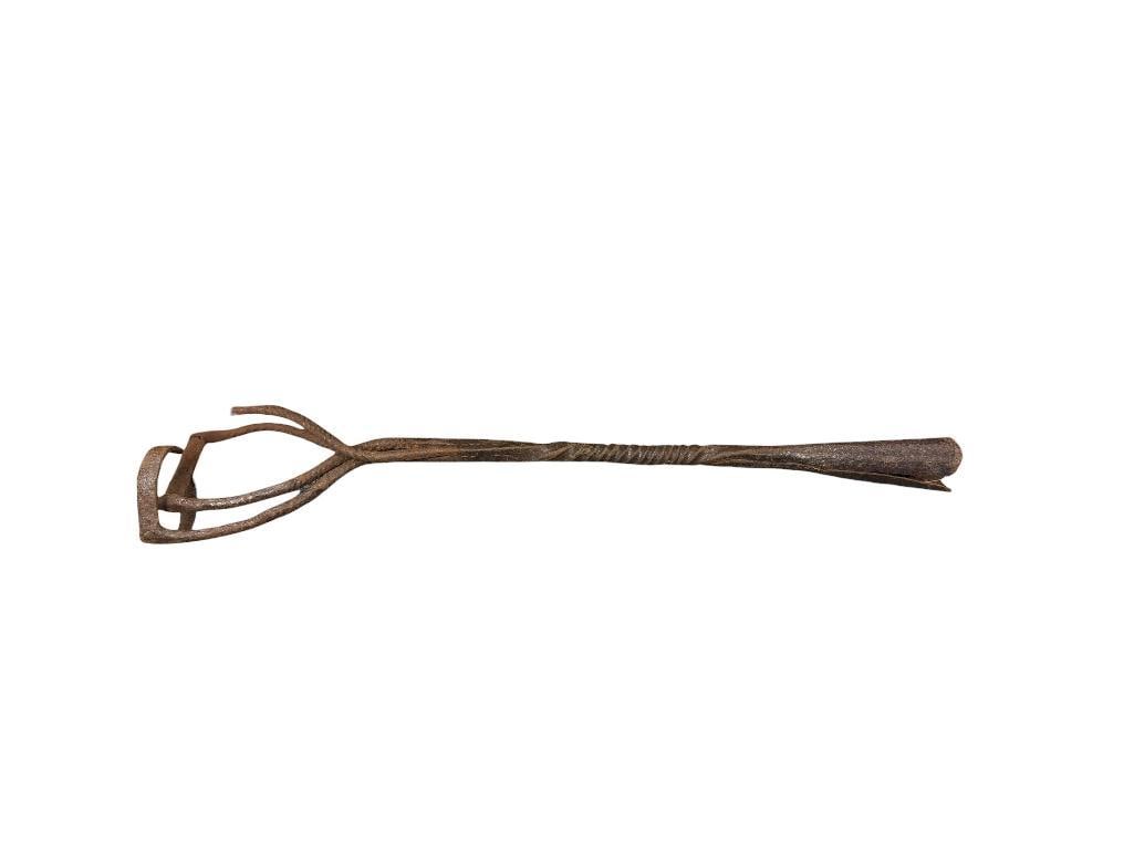 18TH CENTURY HAND FORGED IRON CATTLE BRANDING IRON (1 of 7)
