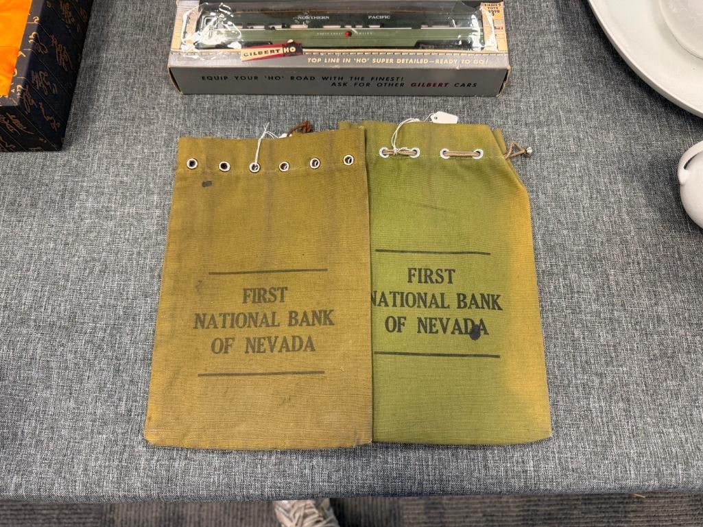 VINTAGE FIRST NATIONAL BANK OF NEVADA CANVAS CURRENCY / COIN BAGS - 2