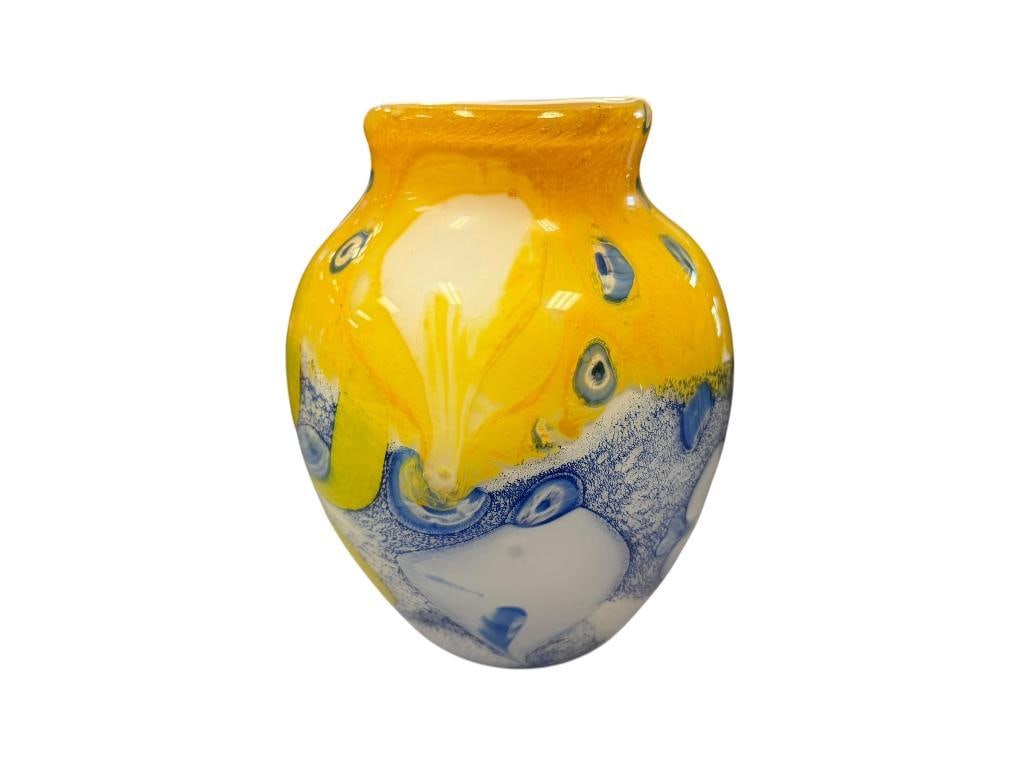 HAND BLOWN ART GLASS CASED BULBOUS VASE WITH BLUE, YELLOW, AND WHITE DESIGN: 8 1/2" H