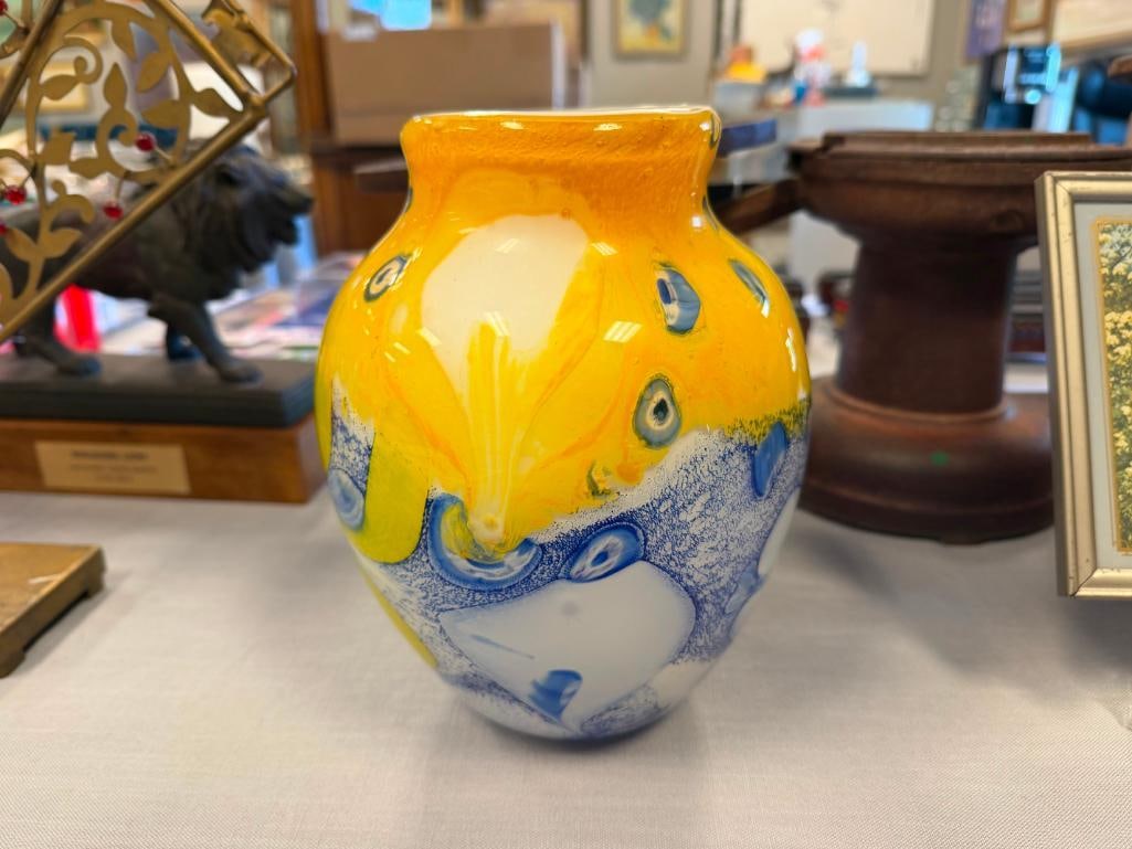 HAND BLOWN ART GLASS CASED BULBOUS VASE WITH BLUE, YELLOW, AND WHITE DESIGN - 2