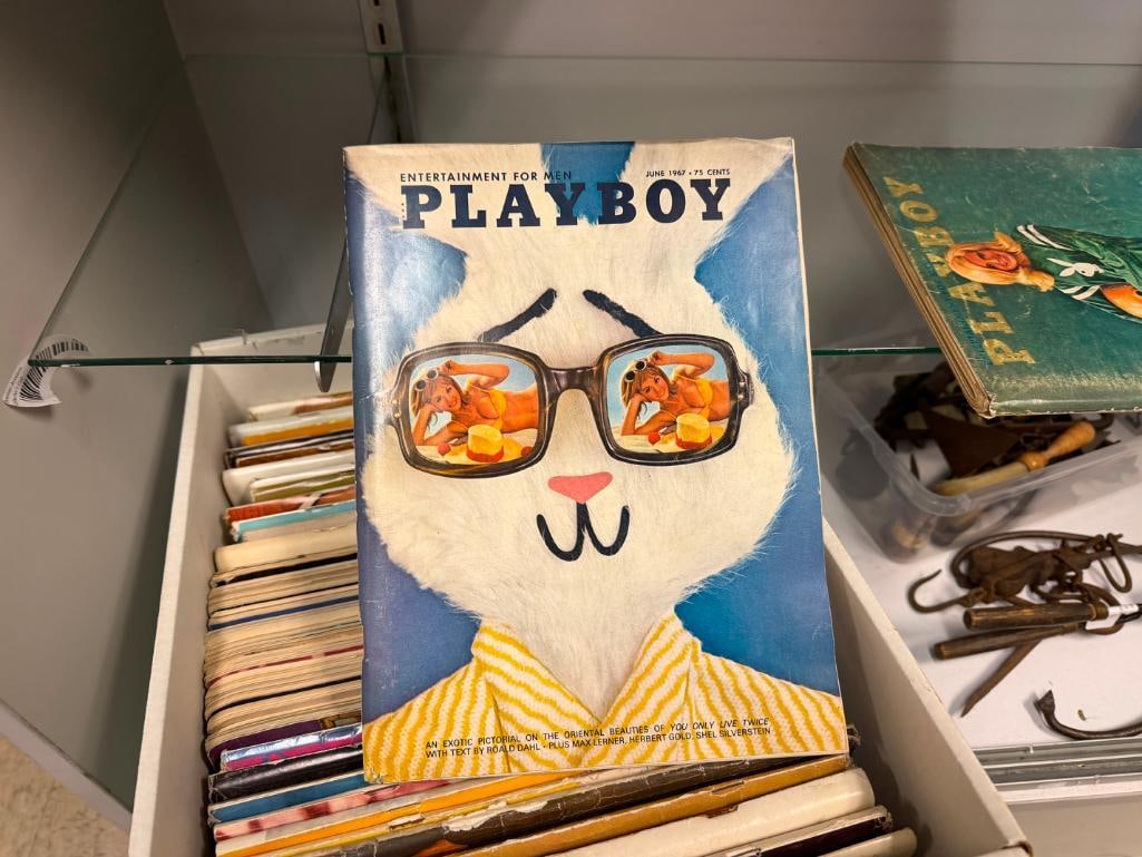 1960'S PLAYBOY MAGAZINES INCLUDING COMPLETE SETS FROM 1968 AND 1969 - 6