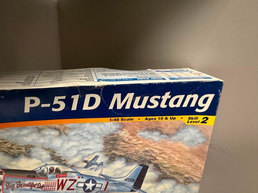 TWO AIRPLANE MODELS INCLUDING REVELL MONOGRAM P-51D MUSTANG AND GLENCOE ALBATROS DIII - 5