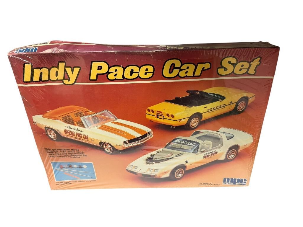 MPC BY ERTL INDY PACE CAR MODEL SET (1 of 9)