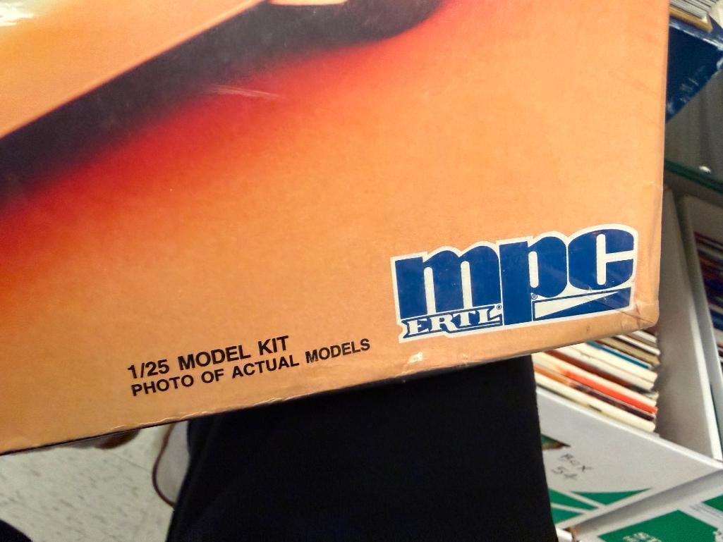 MPC BY ERTL INDY PACE CAR MODEL SET - 3