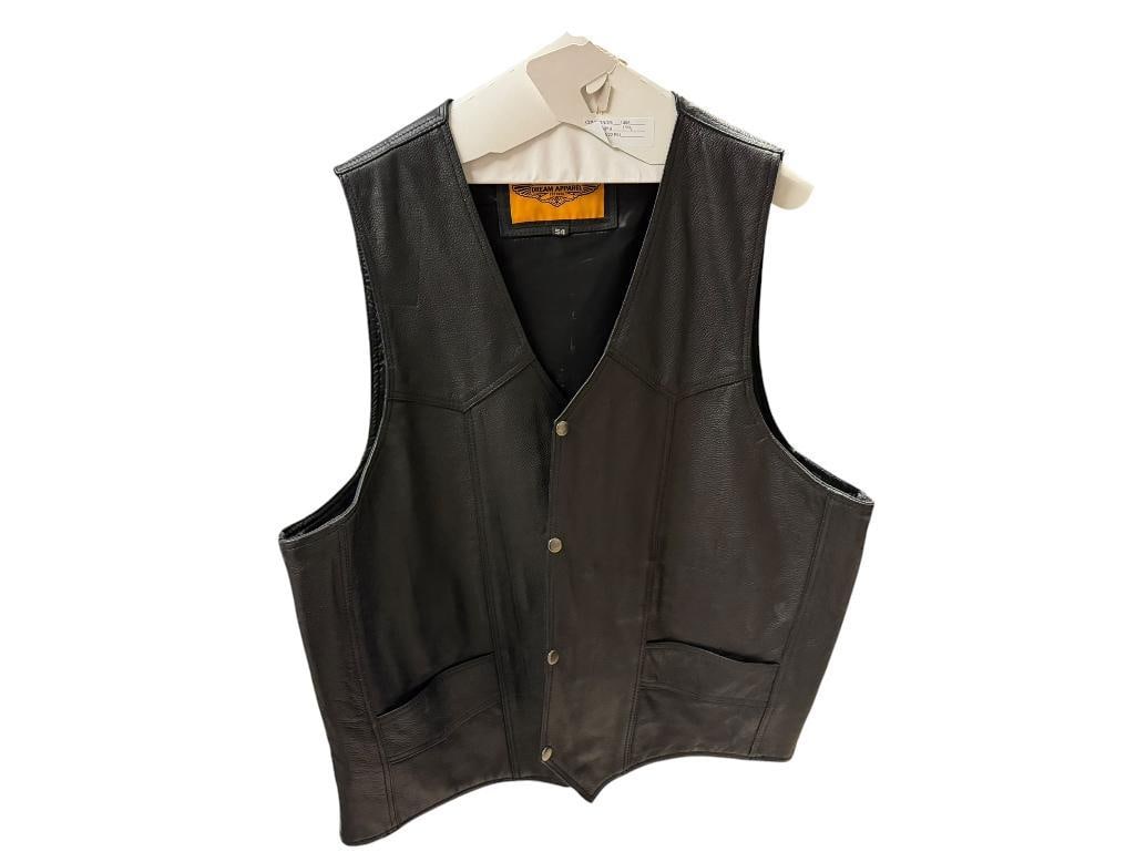 MEN'S DREAM APPAREL BLACK LEATHER MOTORCYLE VEST (1 of 8)