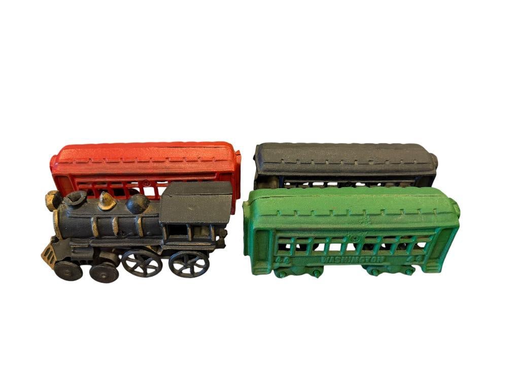 VINTAGE P.R.R. PENNSYLVANIA RAILROAD WASHINGTON 44 CAST IRON PAINTED TRAIN SET (1 of 17)