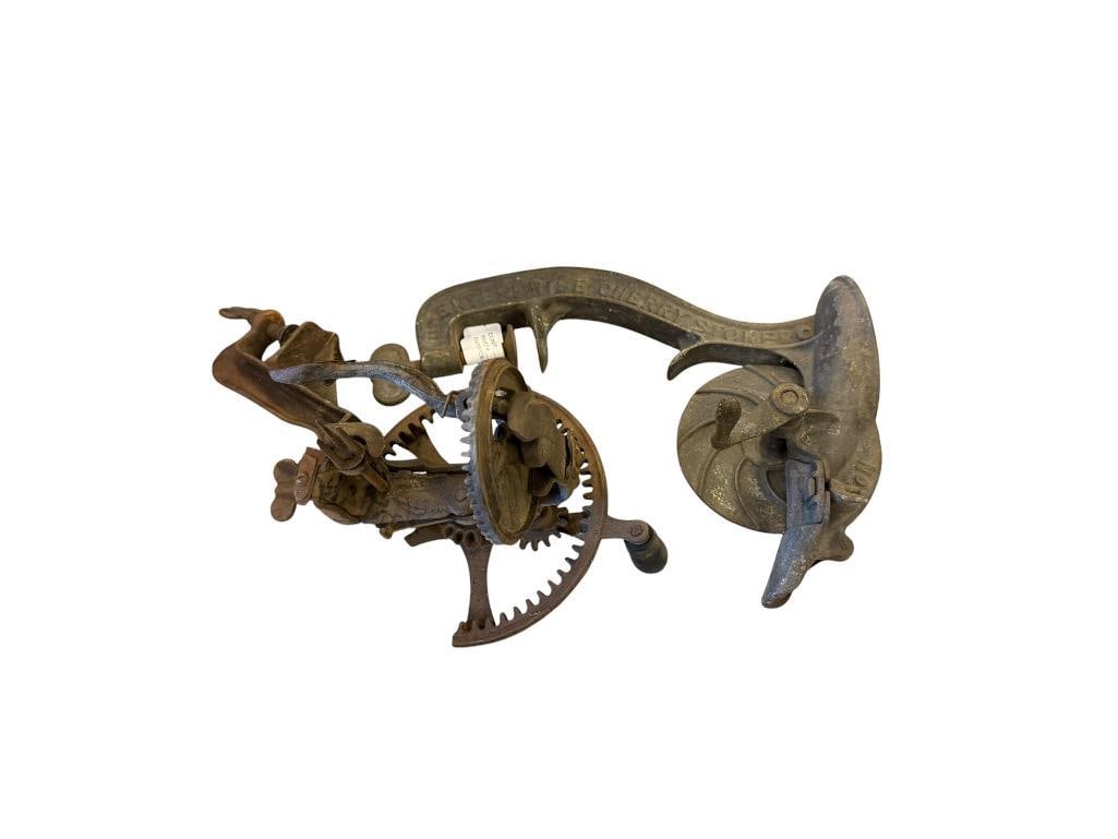 ANTIQUE HAND CRANK KITCHEN GADGETS ENTERPRISE CHERRY PITTER AND APPLE PEELER (1 of 12)