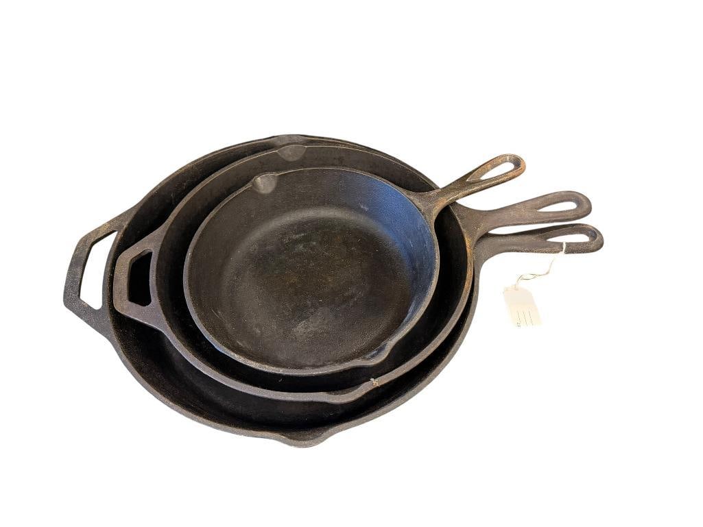 THREE LODGE CAST IRON SKILLETS (1 of 10)