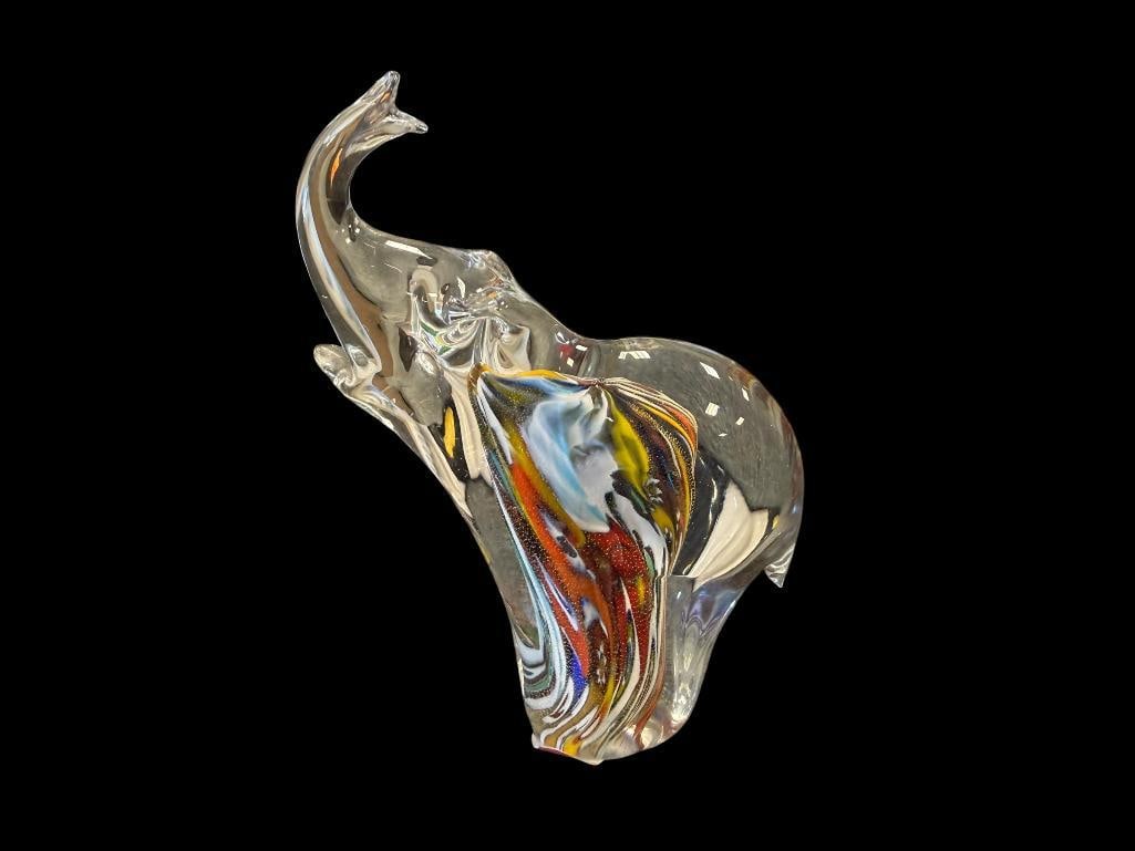 MURANO HAND BLOWN CRYSTAL ART GLASS ELEPHANT WITH MULTICOLOR CENTER: WITH ORIGINAL LABEL, MADE IN ITALY, DAMAGED TAIL 6 3/4" H