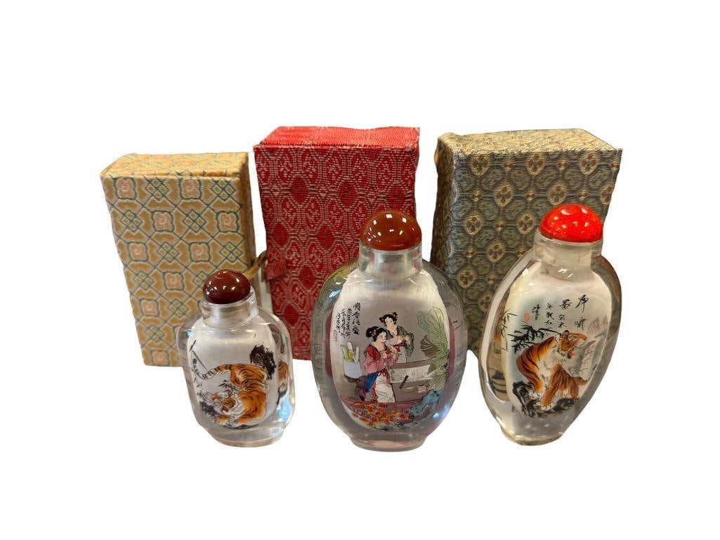 20TH CENTURY CHINESE REVERSE PAINTED GLASS SNUFF BOTTLES WITH GLASS AND STONE TOPS (1 of 10)