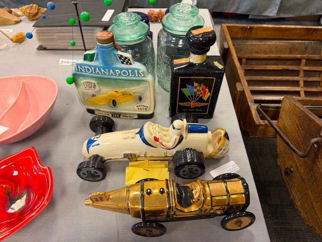 FAMOUS FIRSTS GOLDEN WASP DECANTER AND EZRA BROOKS HERITAGE CHINA INDY RACE CAR DECANTER - 2