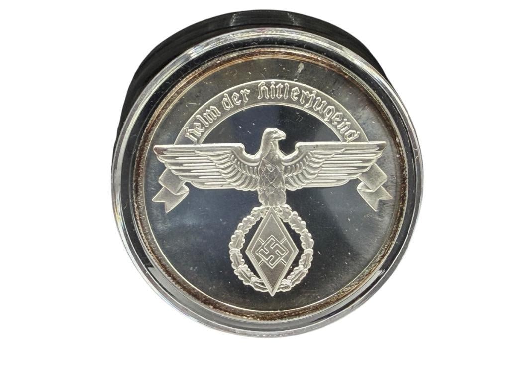 COMMEMORATIVE GERMAN .999 FINE SILVER ROUND (1 of 8)