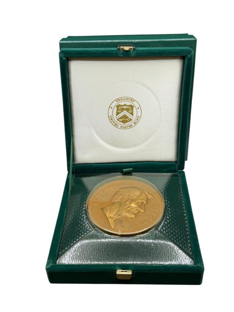 U.S. MINT ABRAHAM LINCOLN PRESIDENTIAL INAUGURATION BRONZE MEDAL (1 of 9)