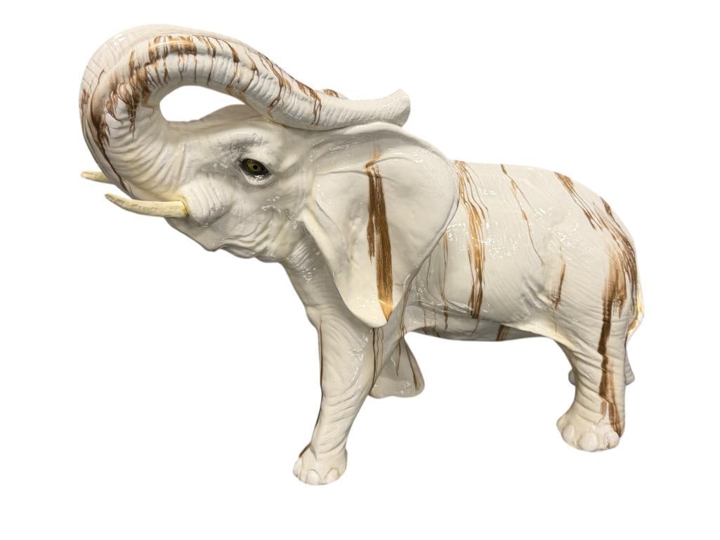 LARGE WHITE AND GOLD GLAZE CERAMIC ELEPHANT CENTERPIECE FIGURE / STATUE (1 of 11)