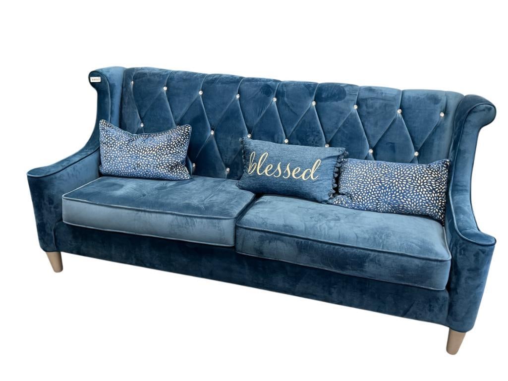 ARMEN LIVING BARRISTER MODERN DIAMOND-TUFTED SOFA VELVET UPHOLSTERED WITH CHROME FINISH LEGS: LUXURIOUS VELVET UPHOLSTERY, DIAMOND ACCENT TUFTED, INCLUDES THREE THROW PILLOWS, IN LIKE-NEW CONDITION WITH NO MAJOR WEAR OR STAINS, FROM SMOKE FREE HOME 82" X 35" X 37"