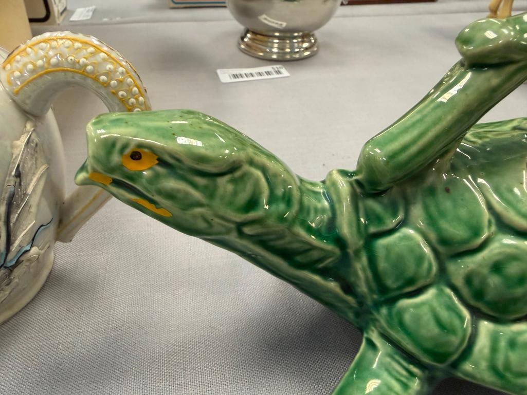 VINTAGE MCCOY TURTLE WATERING PITCHER AND FROG PLANTERS FROM MCCOY, FITZ AND FLOYD AND LEFTON - 12