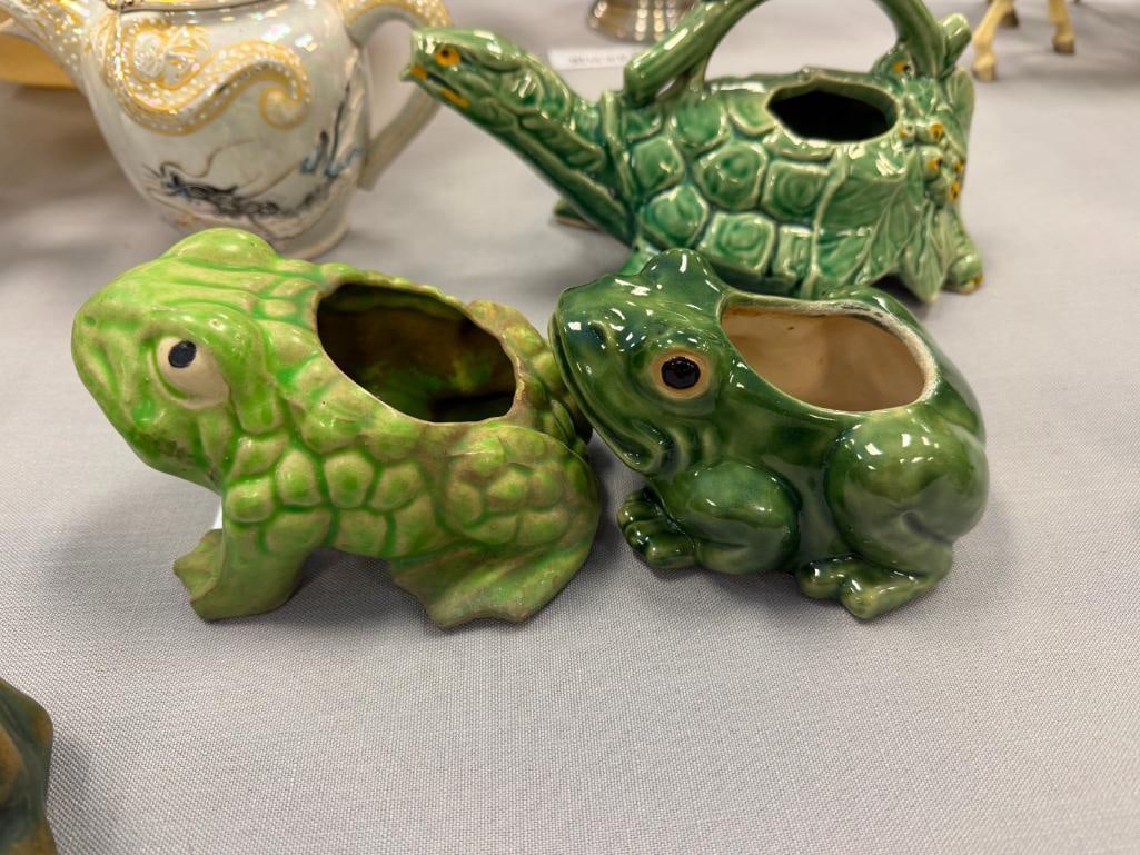 VINTAGE MCCOY TURTLE WATERING PITCHER AND FROG PLANTERS FROM MCCOY, FITZ AND FLOYD AND LEFTON - 6