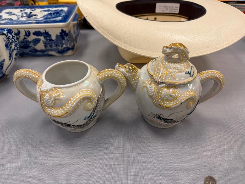 VINTAGE JAPANESE MORIAGE DRAGONWARE LUSTER TEAPOT AND SUGAR BOWL - 2
