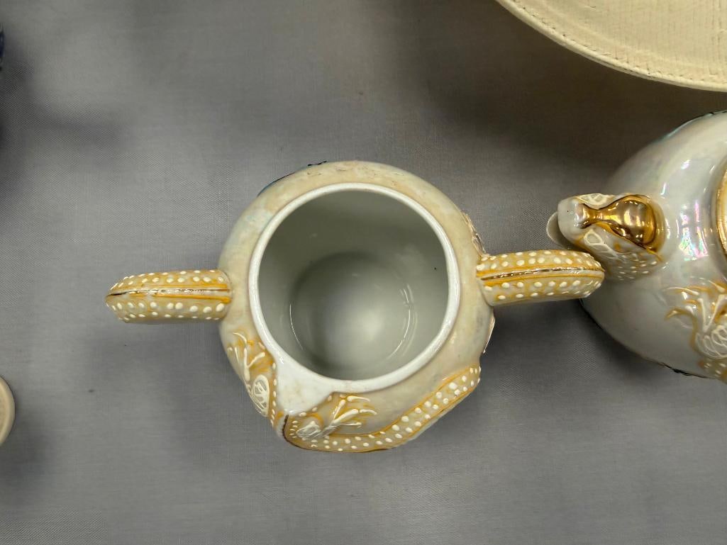 VINTAGE JAPANESE MORIAGE DRAGONWARE LUSTER TEAPOT AND SUGAR BOWL - 4
