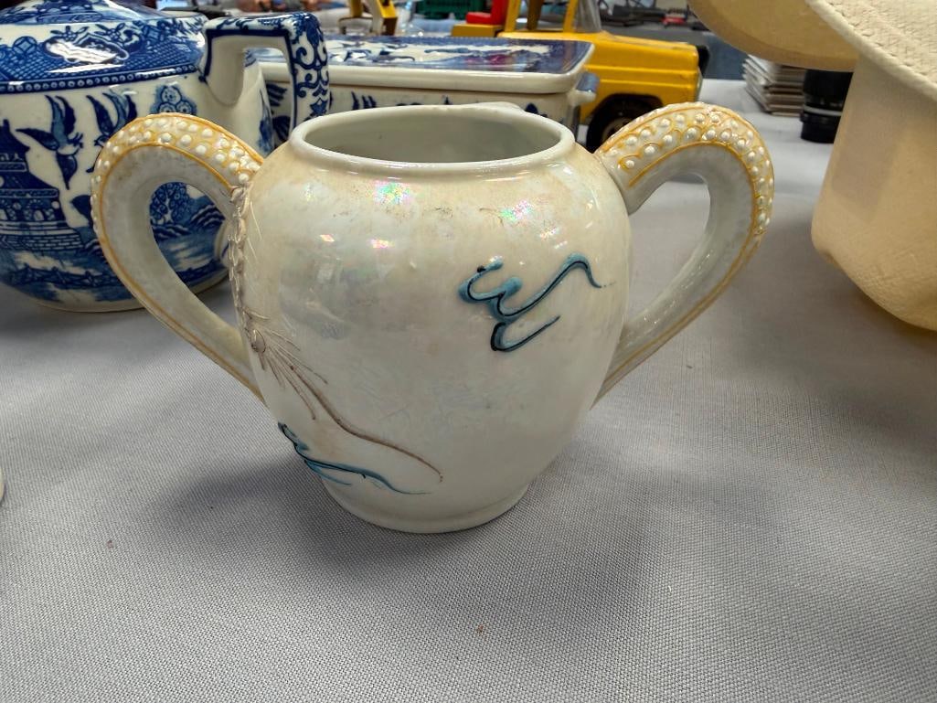 VINTAGE JAPANESE MORIAGE DRAGONWARE LUSTER TEAPOT AND SUGAR BOWL - 6