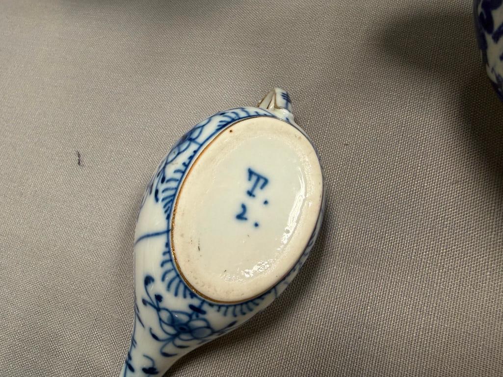 VINTAGE JAPAN BLUE WILLOW CHINA INCLUDES TWO PIECES BY MORIYAMA CIRCA 1920'S - 1940'S - 6