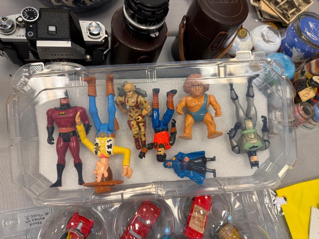 COLLECTION OF CHILDRENS KIDS MEAL TOYS, DISNEY CHARACTER WRISTWATCHES, PUZZLES, ACTION FIGURES - 3