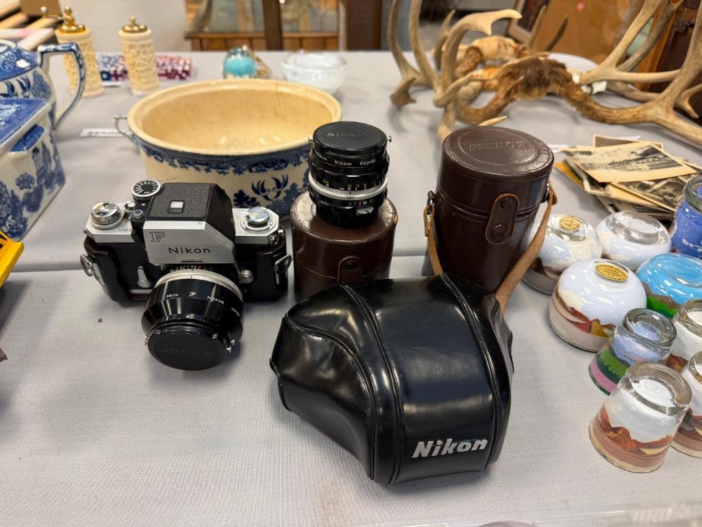 NIKON F 35MM SLR PROFESSIONAL FILM CAMERA INTRODUCED IN 1959 PLUS NIKKOR-H 28MM LENS NO. 631967 - 2