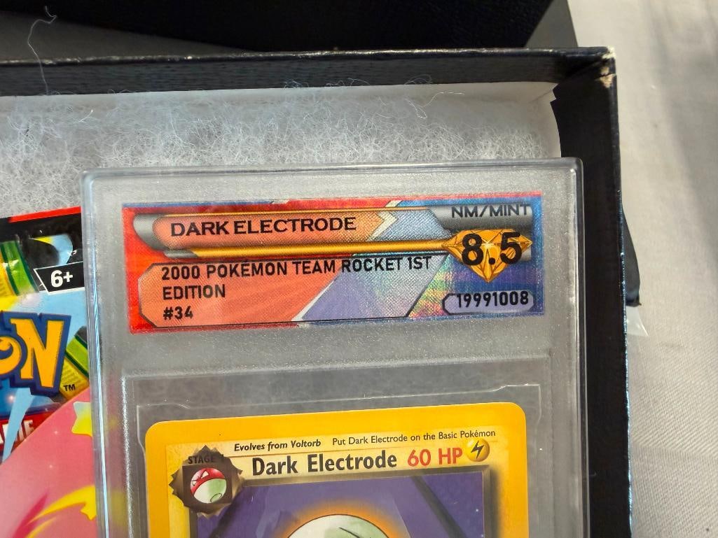 POKEMON DIAMOND SERVICE GRADING 2000 DARK KADABRA AND DARK ELECTRODE 8.5 NM / MINT PLUS SEALED PACK - 3