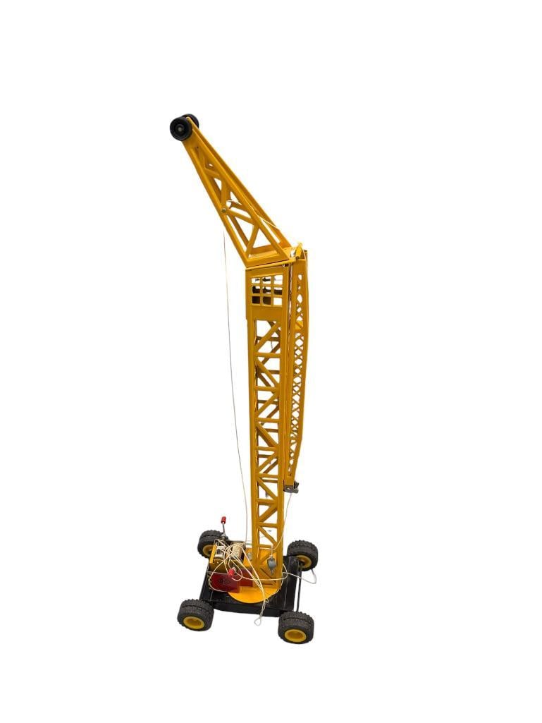 VINTAGE KOVAP YELLOW PRESSED STEEL CRANE CONSTRUCTION TOY MADE IN THE CZECH REPUBLIC (1 of 11)