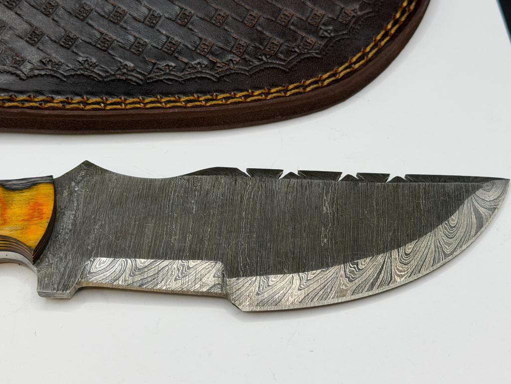 DAMASCUS STEEL FIXED BLADE TRACKER STYLE KNIFE - 2