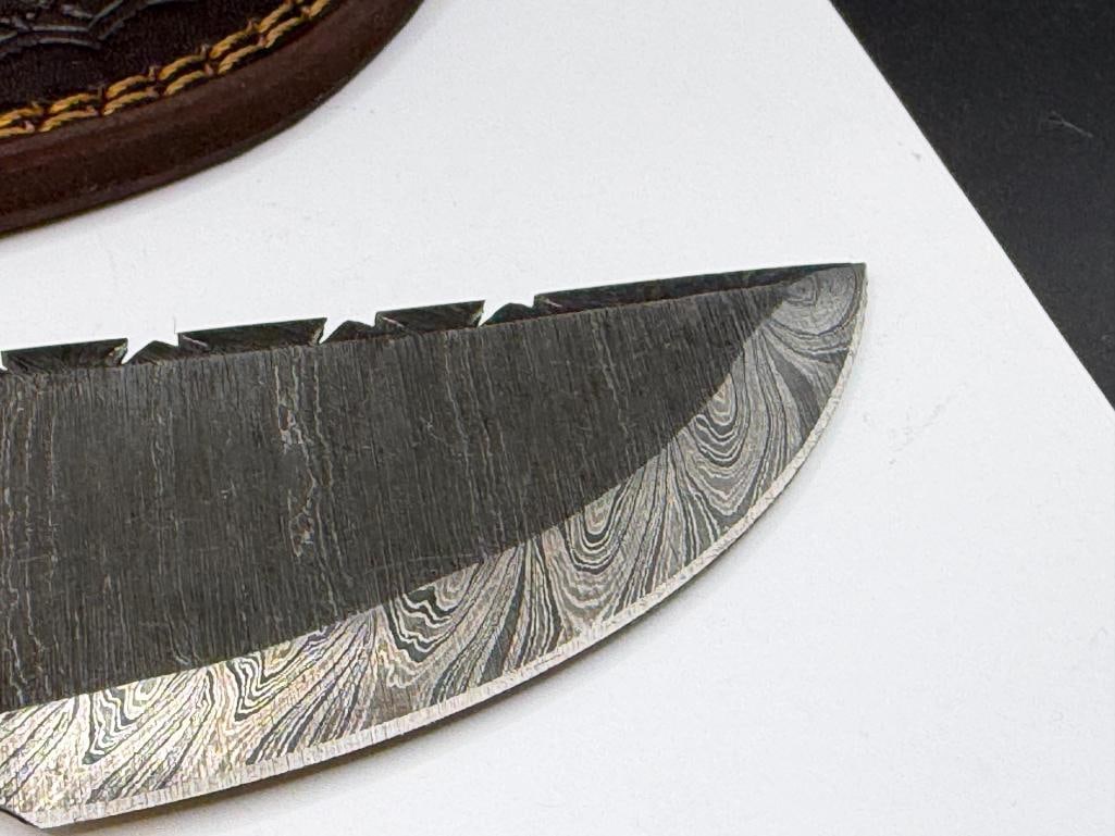DAMASCUS STEEL FIXED BLADE TRACKER STYLE KNIFE - 3
