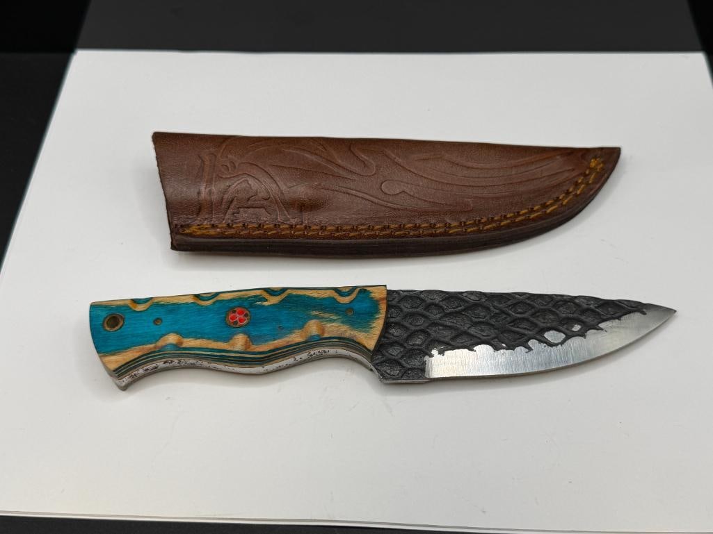 TEXTURED BLACK FIXED BLADE HUNTING KNIFE WITH DROP POINT AND FULL TANG BLADE (1 of 7)