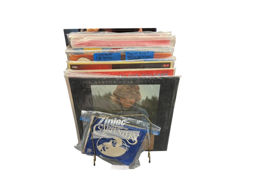 GROUP OF 45 AND 33 1/3 RPM VINYL RECORDS STEVIE WONDER, DOROTHY COLLINS, GEORGE MICHAEL (1 of 9)