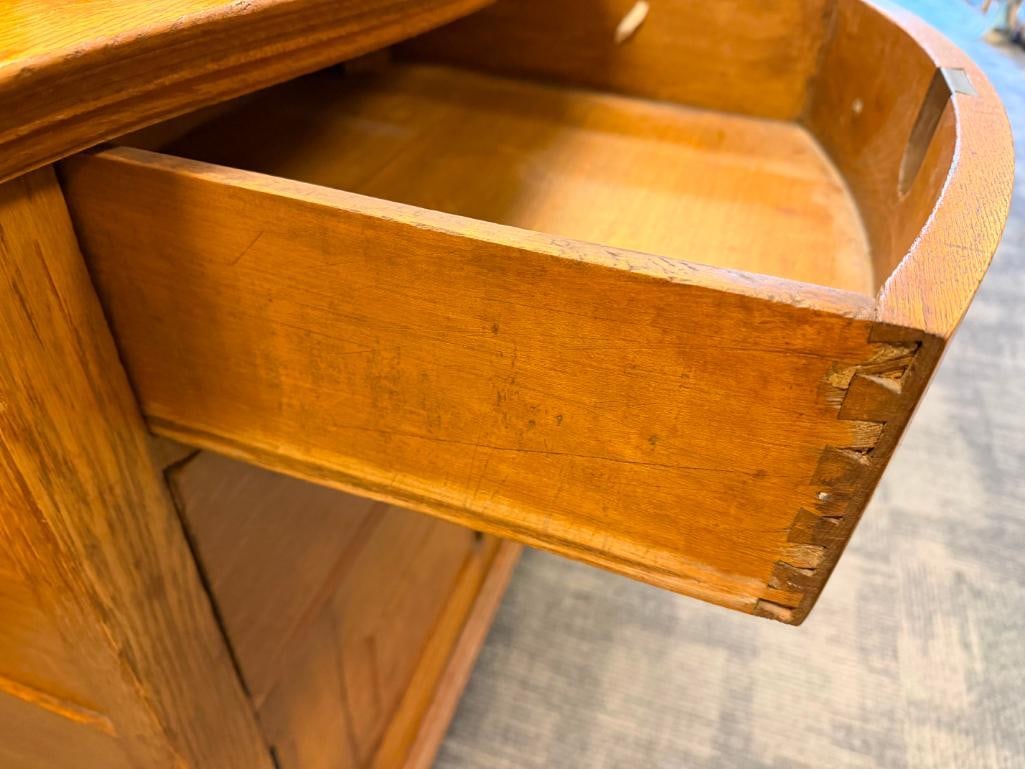 ANTIQUE QUARTER SAWN OAK SIDEBOARD - 4