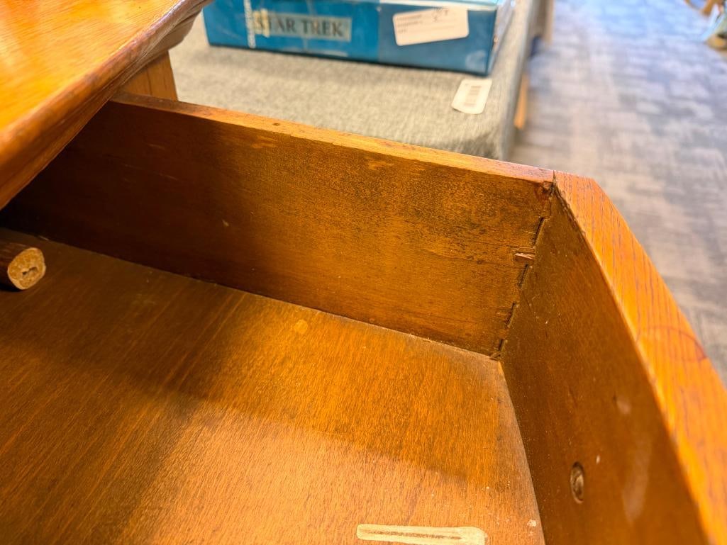 ANTIQUE QUARTER SAWN OAK SIDEBOARD - 7