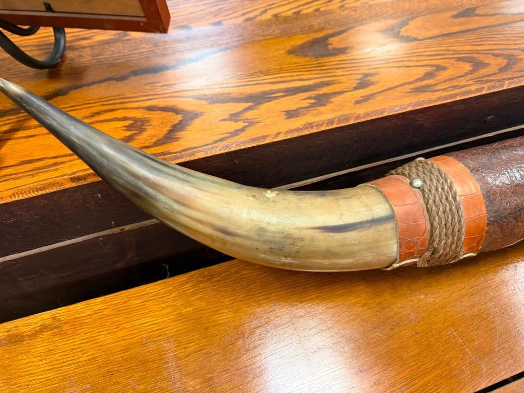 TOOLED LEATHER WRAPPED STEER HORNS - 5
