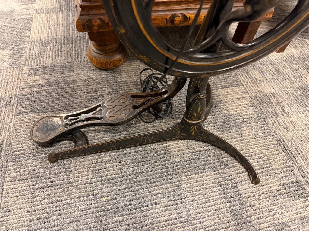 ANTIQUE TREADLE CAST IRON FLOOR LAMP WITH FLORAL STAINED GLASS SHADE - 3