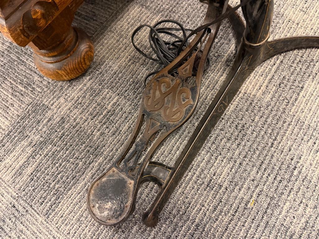 ANTIQUE TREADLE CAST IRON FLOOR LAMP WITH FLORAL STAINED GLASS SHADE - 4