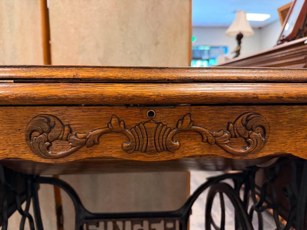ANTIQUE SINGER TREADLE SEWING MACHINE SERIAL NO. H304508 - 12