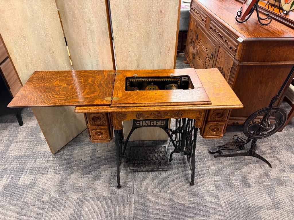 ANTIQUE SINGER TREADLE SEWING MACHINE SERIAL NO. H304508 - 3