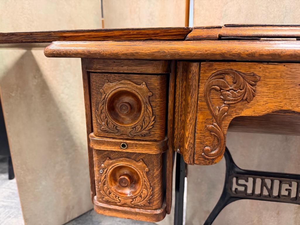ANTIQUE SINGER TREADLE SEWING MACHINE SERIAL NO. H304508 - 7