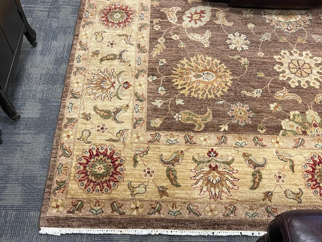 LARGE HAND WOVEN WOOL PILE AREA RUG TRADITIONAL DESIGN IN BROWN TONES - 4