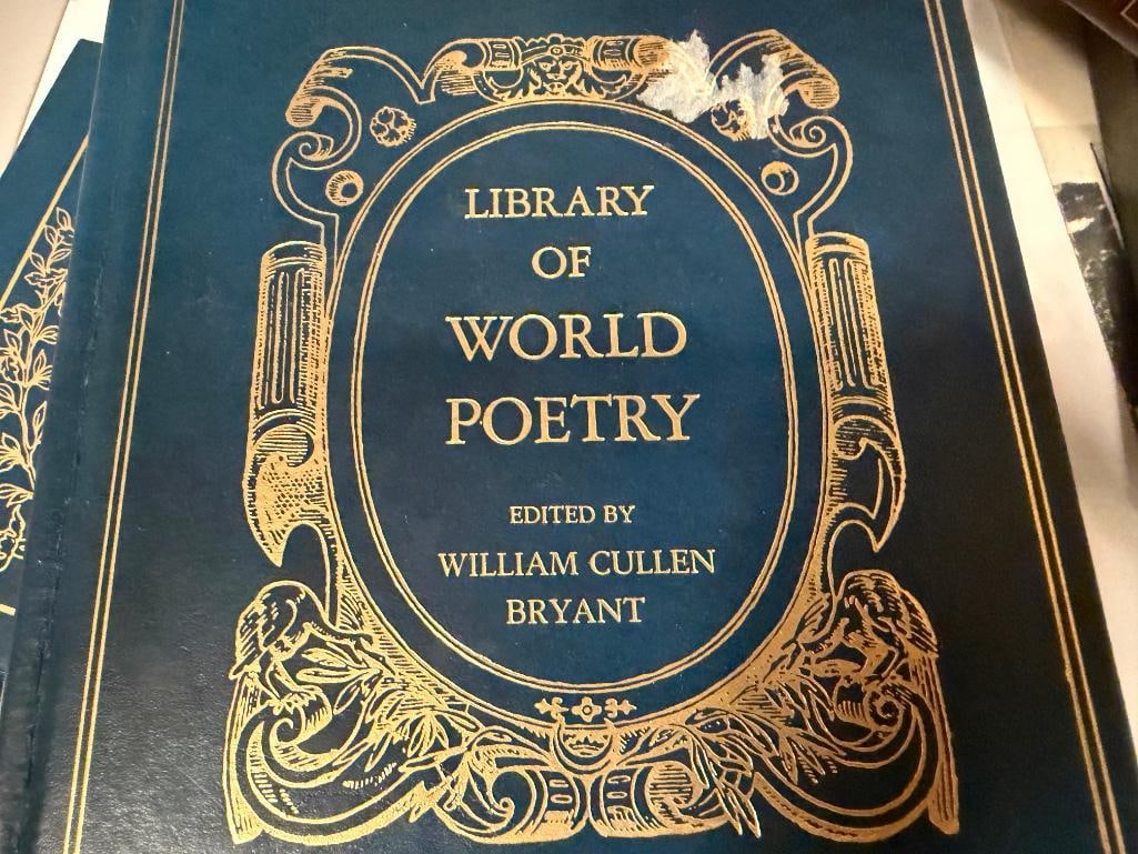 THREE COLLECTIBLE HARDCOVER BOOKS PUBLISHED BY AVENAL BOOKS INCLUDING WILLIAM SHAKESPEARE - 9