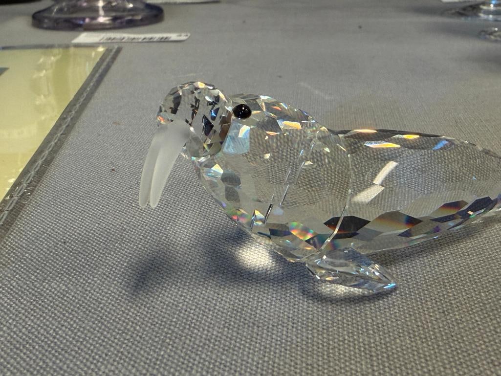 SWAROVSKI CRYSTAL WALRUS DESIGNED BY MICHAEL STAMEY RELEASED IN 1989 KINGDOM OF ICE AND SNOW - 5