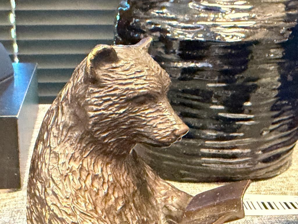 SF BAY TRADING PAIR OF BRONZE TONED METAL READING BEAR BOOKENDS - 2